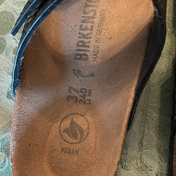 Birkenstock size 37 vegan sandals black snakeskin-look - Picture 2 of 3